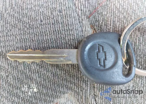 2004 Chevrolet Trailblazer Ls from USA, damaged, VIN 1GNDS13S442319448